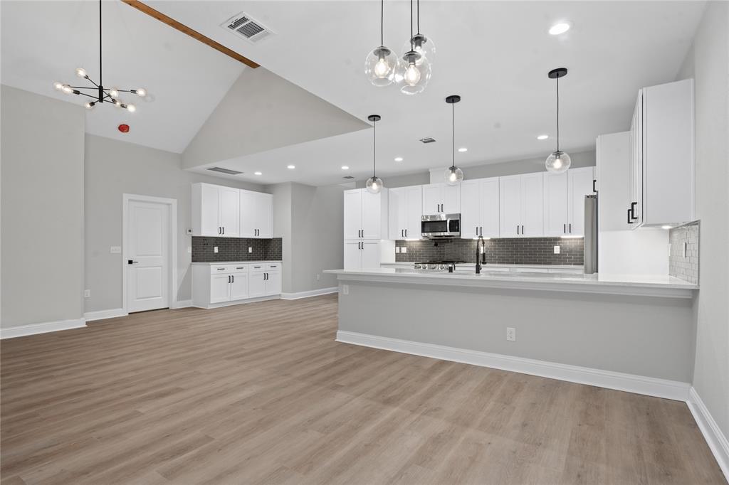 18903 Hatchville Court, Conroe, Texas image 4