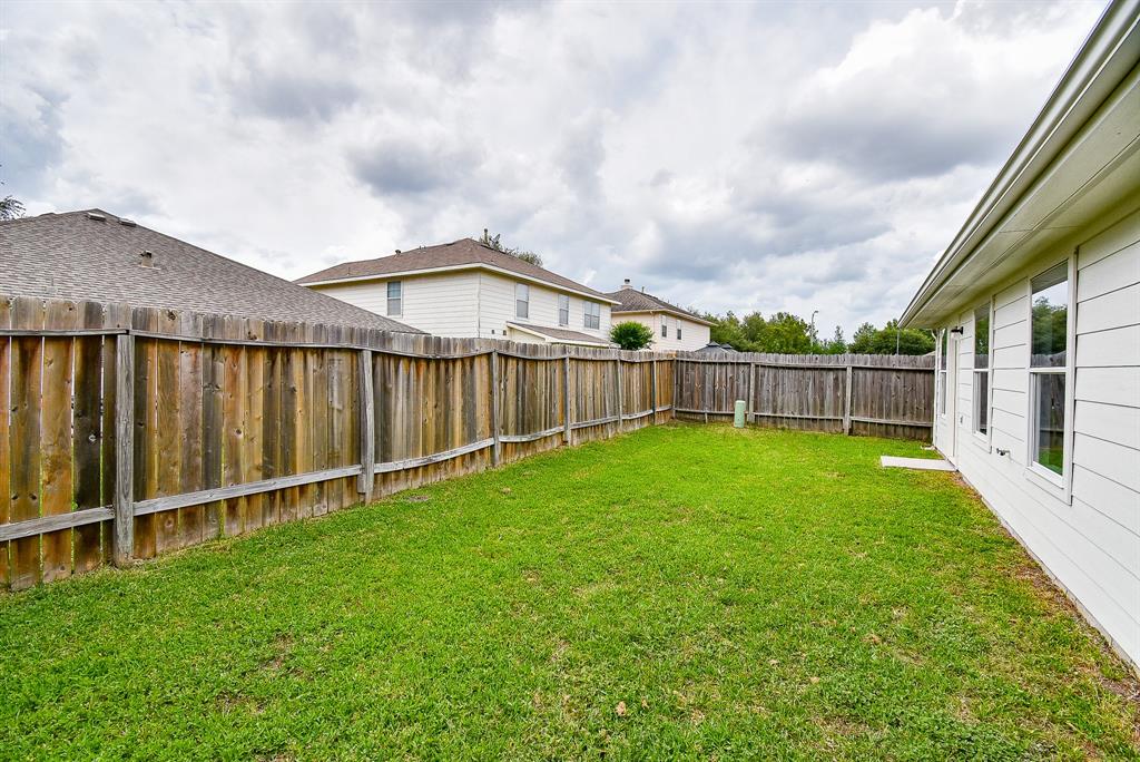 9610 Eaglewood Glen Trail, Sugar Land, Texas image 32