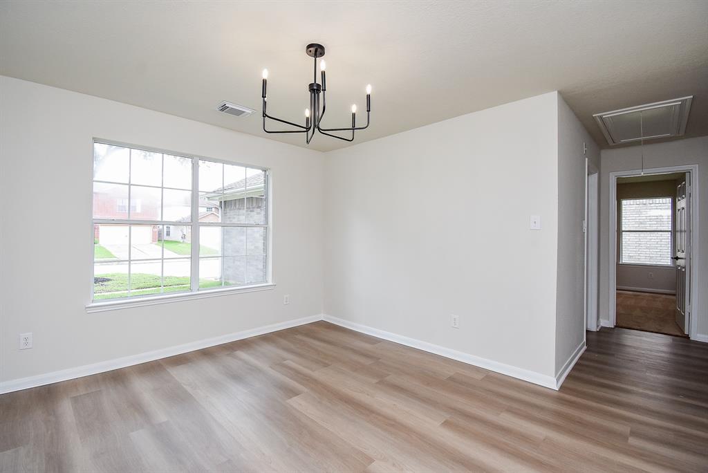 9610 Eaglewood Glen Trail, Sugar Land, Texas image 3