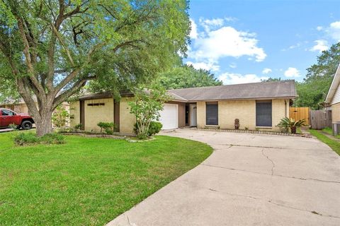 Single Family Residence in Houston TX 5014 Forthbridge Drive.jpg