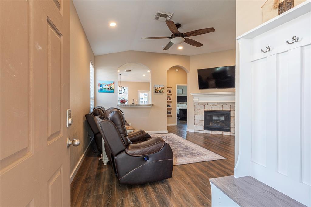 6719 Hidden Colony Lane, Dickinson, Texas image 3