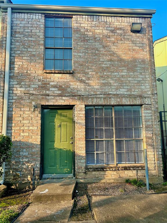 View Houston, TX 77071 townhome