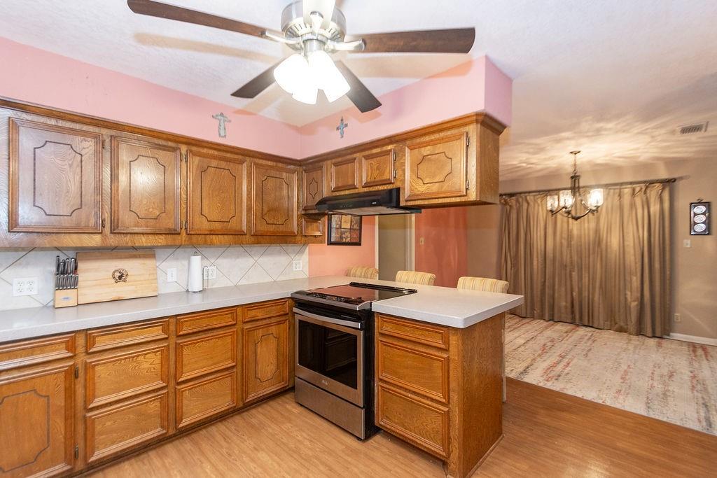 213 Gupton Lane, West Columbia, Texas image 10
