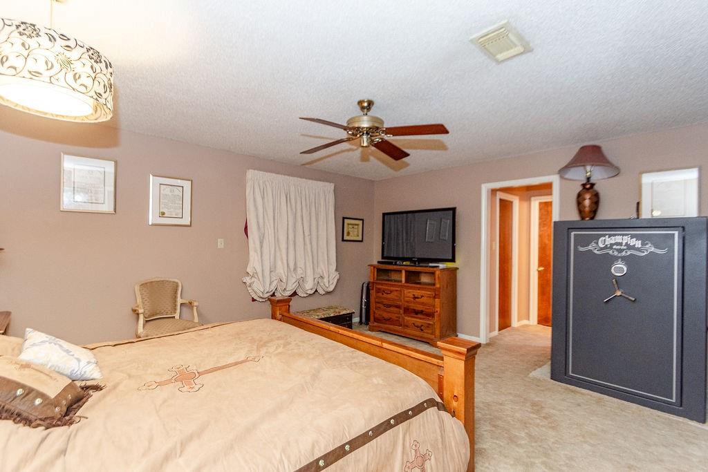 213 Gupton Lane, West Columbia, Texas image 19