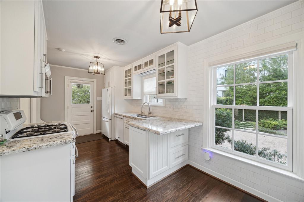 6214 Shore Ridge Court Ct, Manvel, Texas image 5
