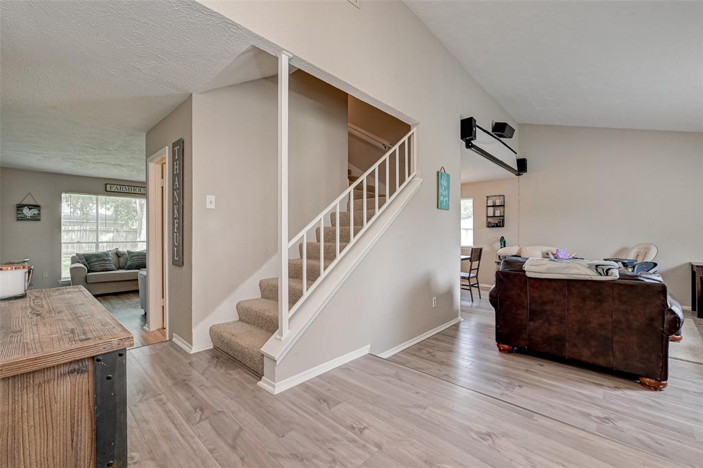 307 Countryside Drive, League City, Texas image 8