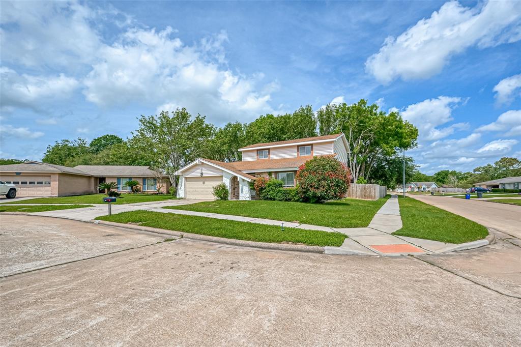 307 Countryside Drive, League City, Texas image 4