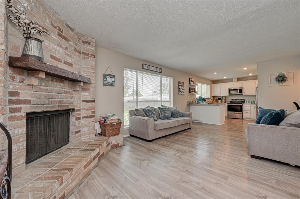 307 Countryside Drive, League City, Texas image 10