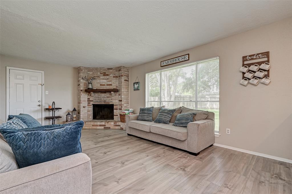 307 Countryside Drive, League City, Texas image 11