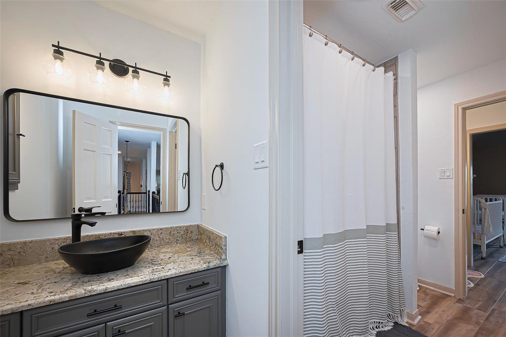 82 Bradford Circle, Sugar Land, Texas image 24