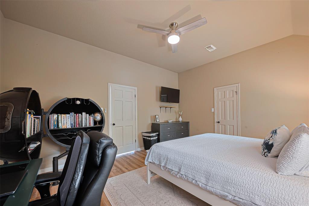82 Bradford Circle, Sugar Land, Texas image 23