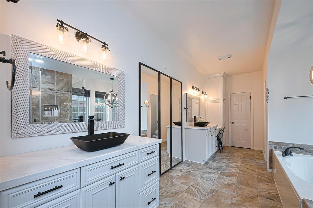 82 Bradford Circle, Sugar Land, Texas image 40