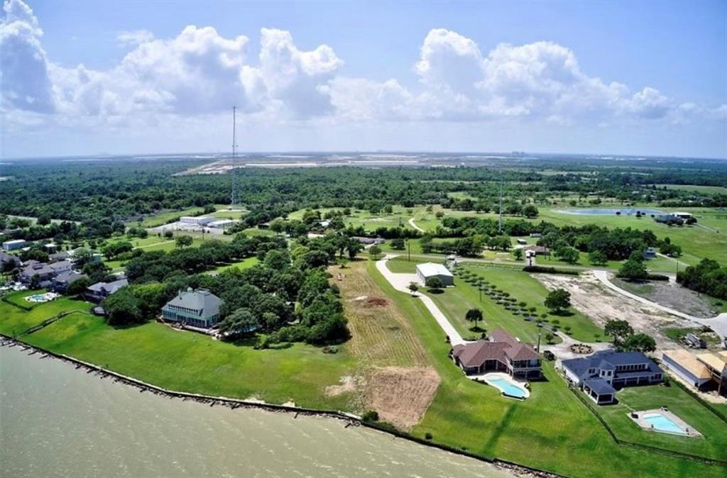 00 Tri City Beach Road, Beach City, Texas image 4