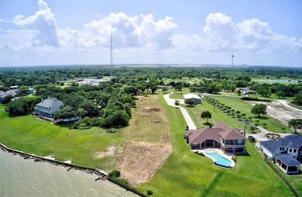 00 Tri City Beach Road, Beach City, Texas image 3