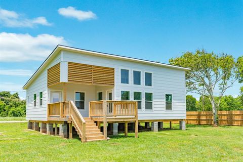 1927 Duncan Drive Oyster Creek TX 77541