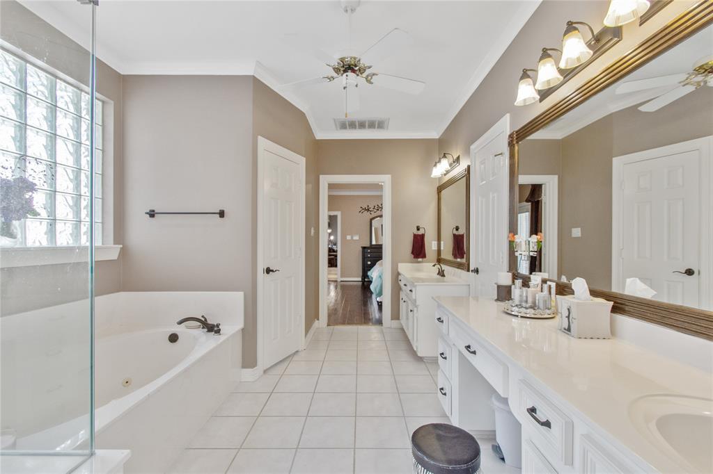 91 Wind Ridge Circle, The Woodlands, Texas image 20