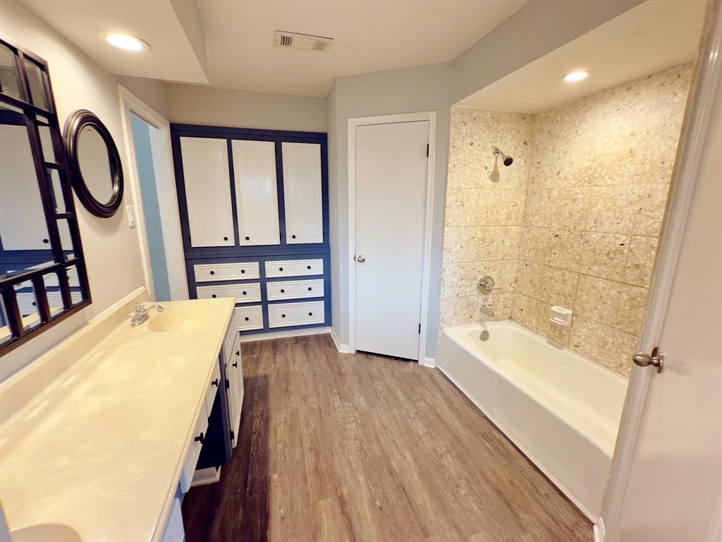 16007 Sailfin Street, Crosby, Texas image 33
