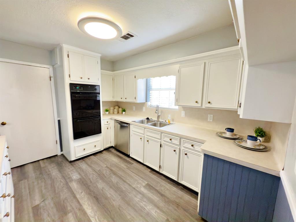 16007 Sailfin Street, Crosby, Texas image 21
