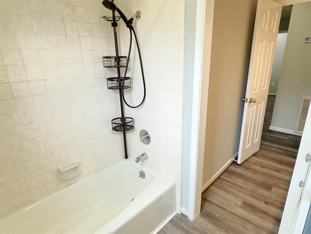 16007 Sailfin Street, Crosby, Texas image 40