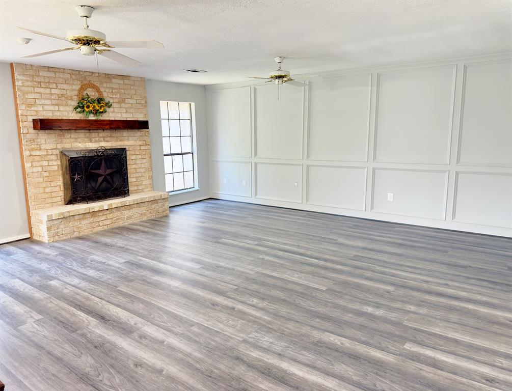 16007 Sailfin Street, Crosby, Texas image 10