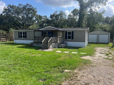 A home in Angleton