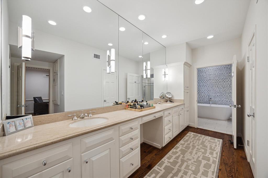 2902 West Lane Drive #E, Houston, Texas image 26