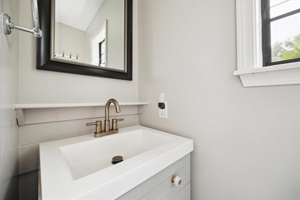303 W 33rd Street, Houston, Mississippi image 30