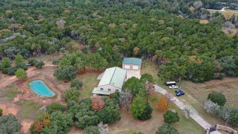 1080 Frelsburg Road Alleyton TX 78935