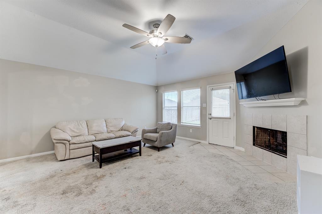 753 Grassy Knoll Lane, La Marque, Texas image 16
