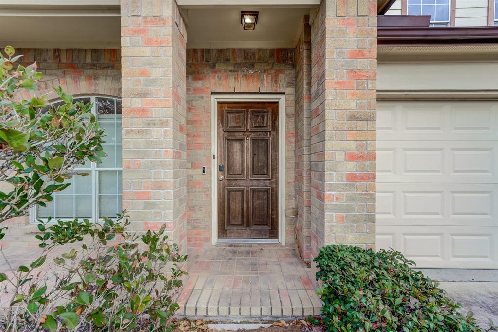 753 Grassy Knoll Lane, La Marque, Texas image 4