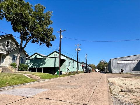 A home in Brenham