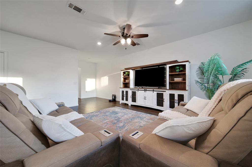 16322 Fontana Court, Conroe, Texas image 17