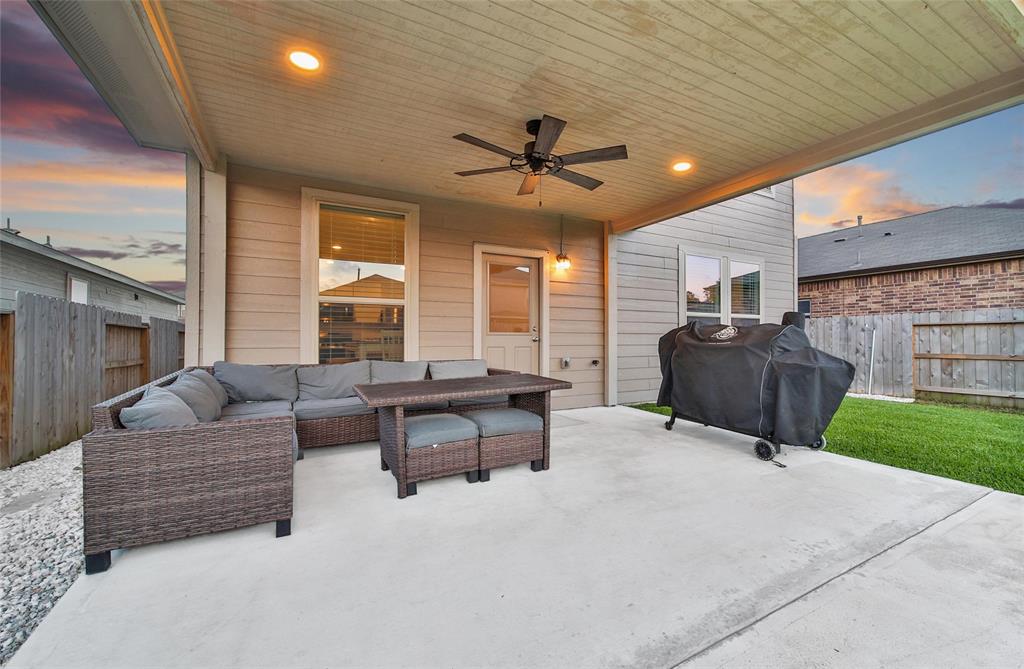 16322 Fontana Court, Conroe, Texas image 3