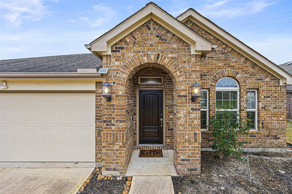 715 S Galley Drive, Crosby, Texas image 2