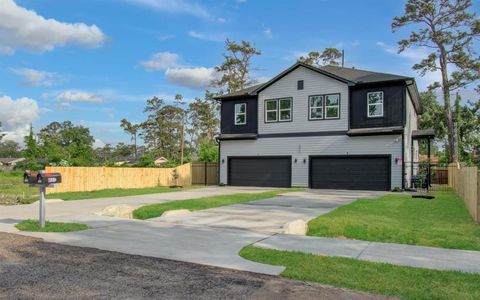 Photo of 6531 Rosemary Unit A Lane, Houston, TX 77016 (MLS # 39832658)