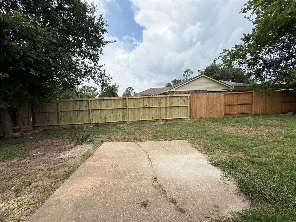6410 Rancho Blanco Court, Houston, Texas image 19