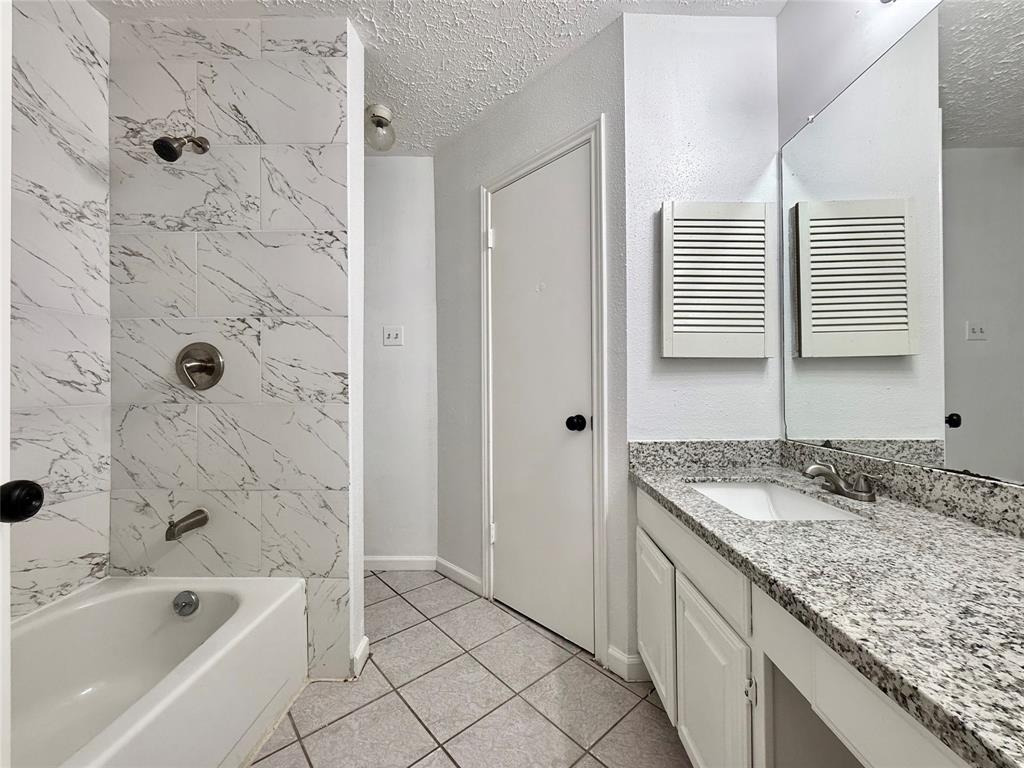 6410 Rancho Blanco Court, Houston, Texas image 13