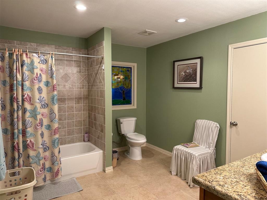 103 Longhorn Drive, Palestine, Texas image 31