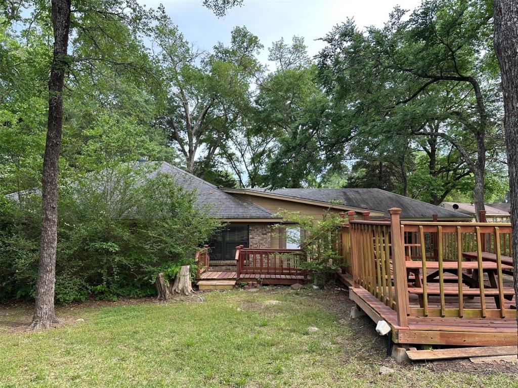 103 Longhorn Drive, Palestine, Texas image 44