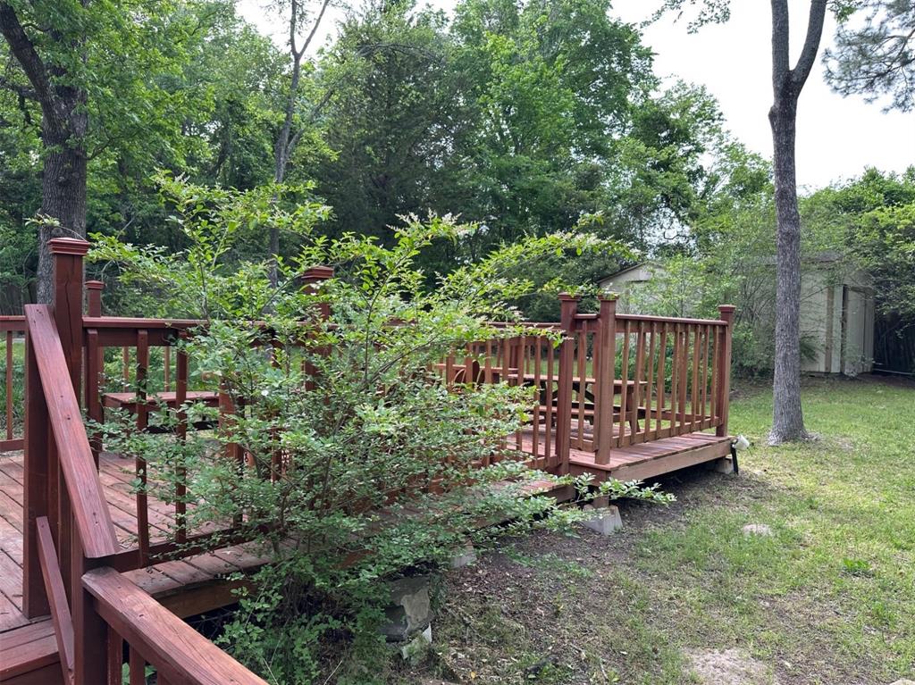 103 Longhorn Drive, Palestine, Texas image 26