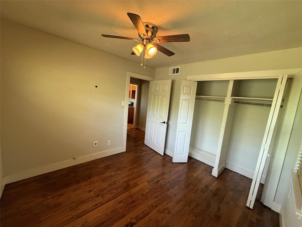 10317 Kelburn Drive, Houston, Texas image 20