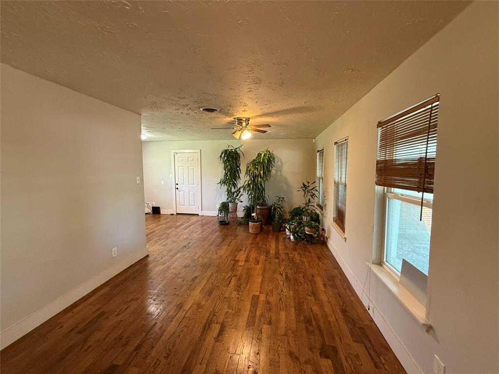 10317 Kelburn Drive, Houston, Texas image 5
