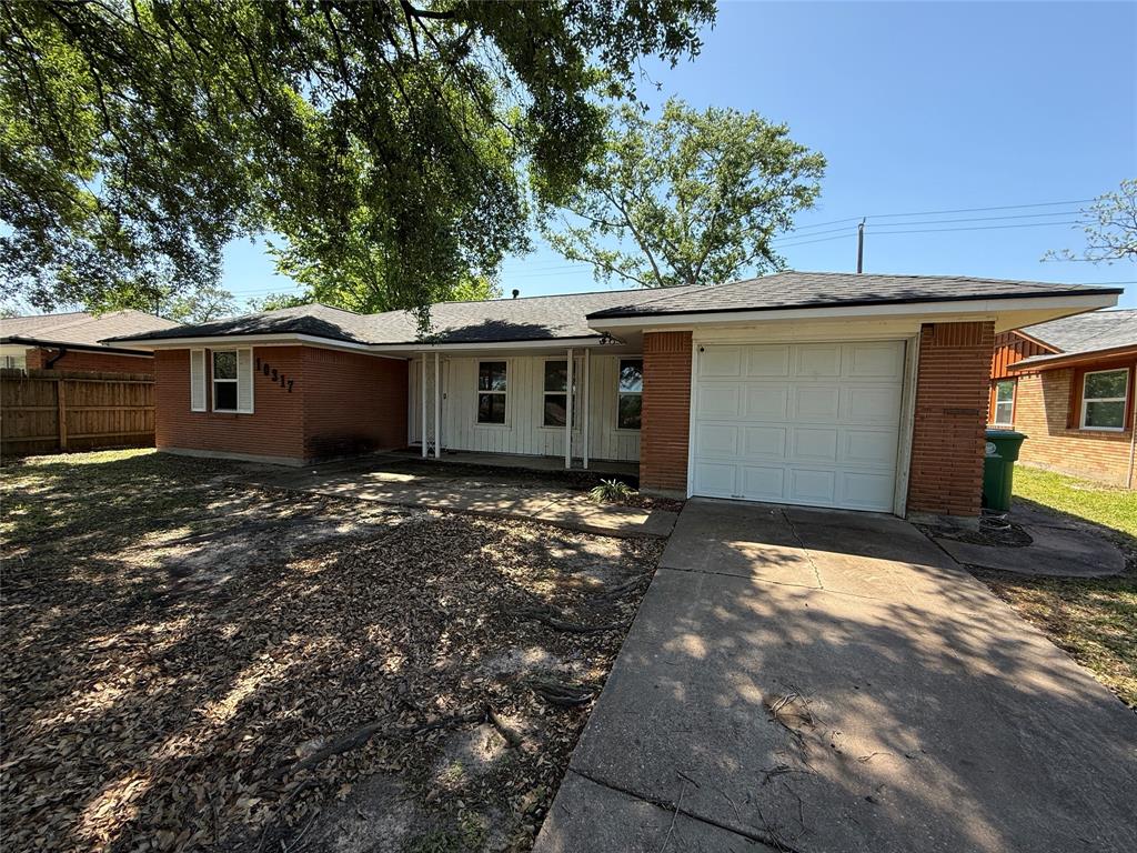 10317 Kelburn Drive, Houston, Texas image 2