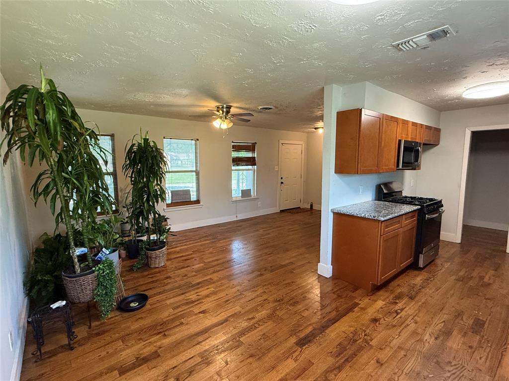 10317 Kelburn Drive, Houston, Texas image 12