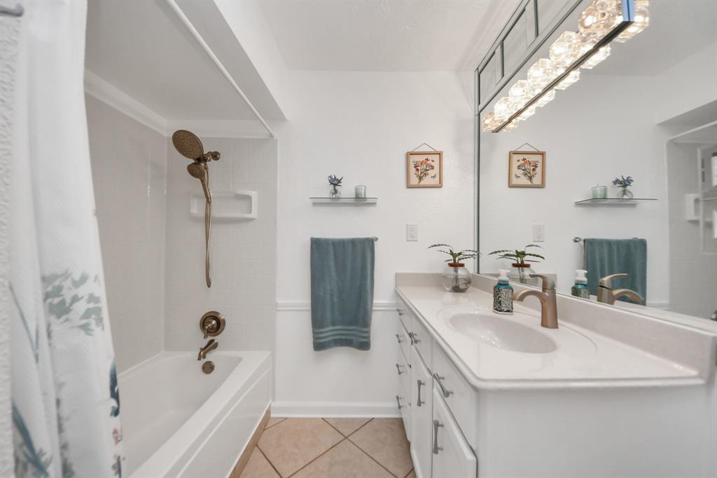 301 County Road 294, Alvin, Texas image 18