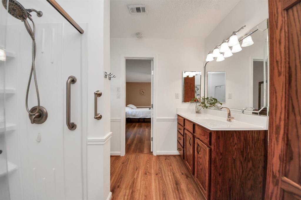 301 County Road 294, Alvin, Texas image 16