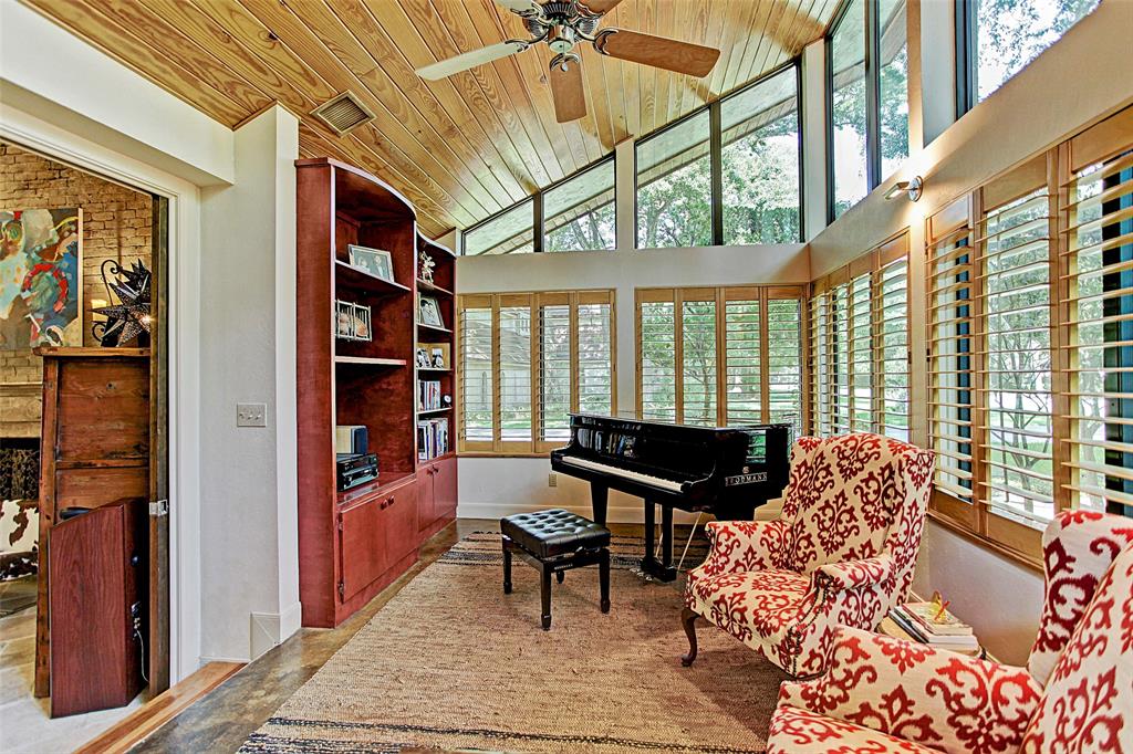 2607 Crossvine Circle
