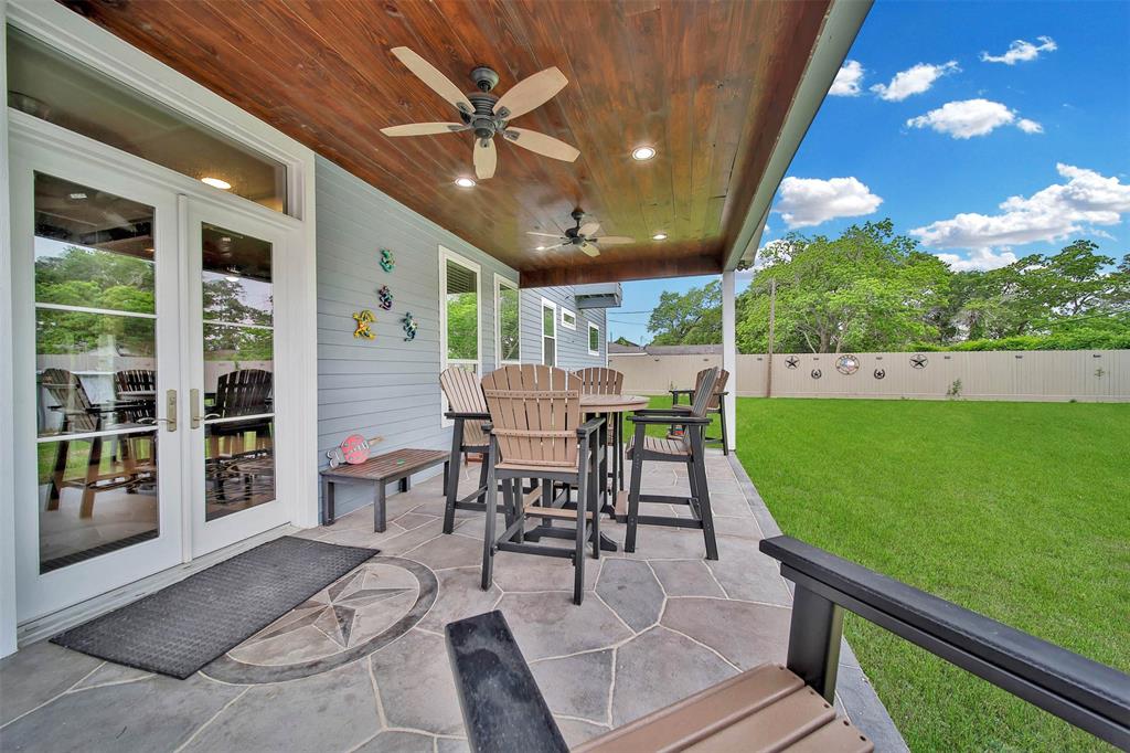 610 S Shady Lane, La Porte, Texas image 25
