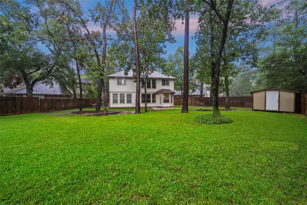 2 Florian Court, The Woodlands, Texas image 21