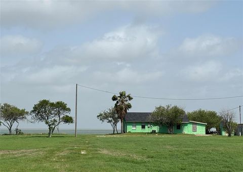 Photo of 4 Copano Ridge Road, Rockport, TX 78382 (MLS # 57007562)